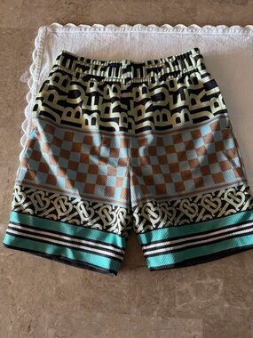 Burberry short for kids size 8 pre owned Black and Lime Green